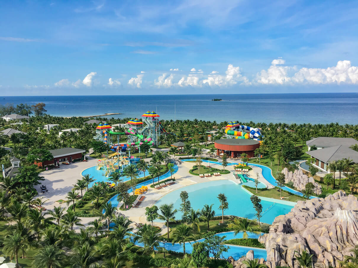 toan-canh-Waterpark-VinOasis-phu-quoc-1